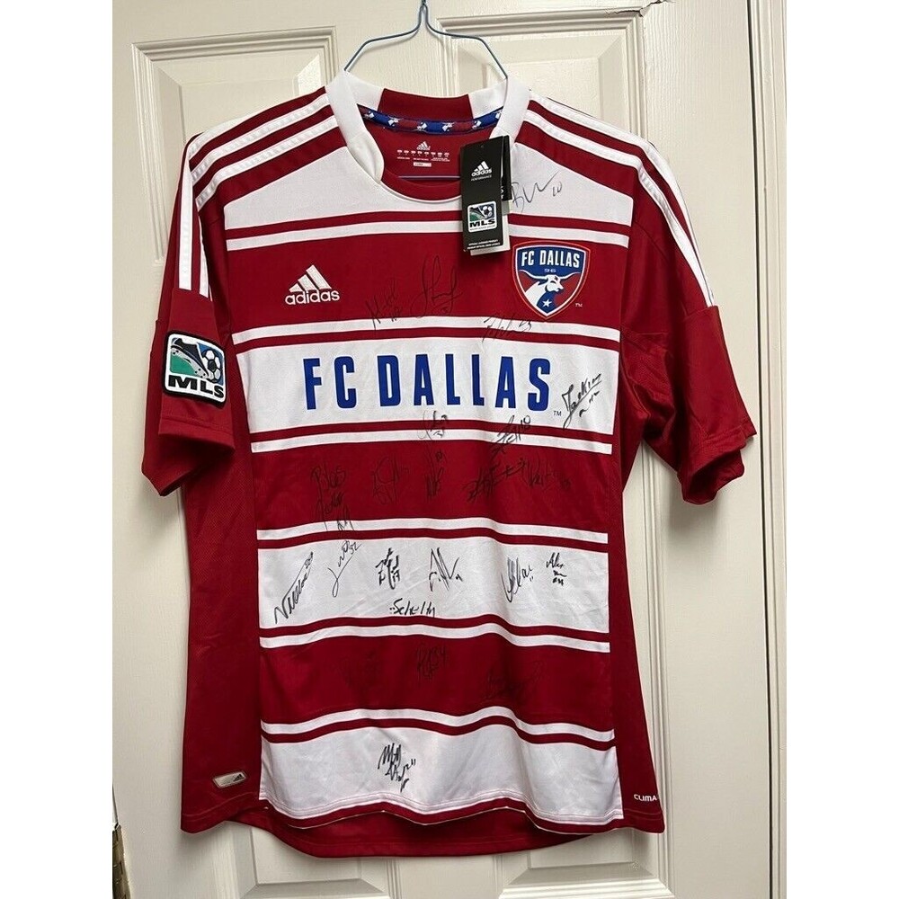 NWT 2012/13 Team Signed FC Dallas Home Jersey  L Adidas Brek Shea